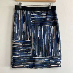 Ann Taylor Blue Pattern Skirt. Size 4.